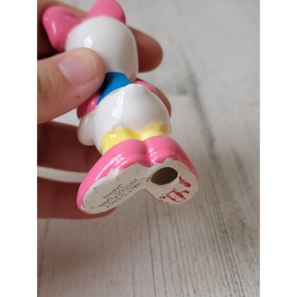 Vintage Japan Daisy Duck mini ceramic pink Disney figure - Picture 10 of 11